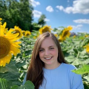 Meet your Posher, Savannah